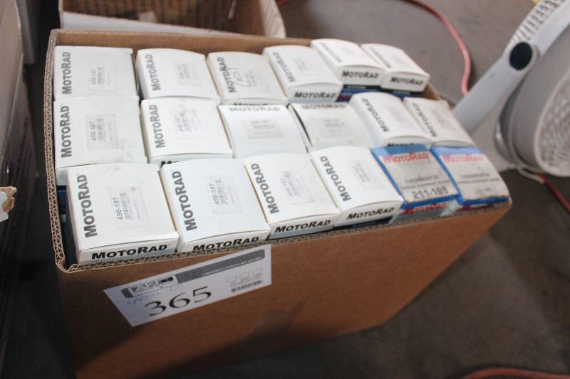 lot 365 image: Lot of (Approximately 60) Motorad Thermostat New In Box Includes 456-167, 456-187, 211-195