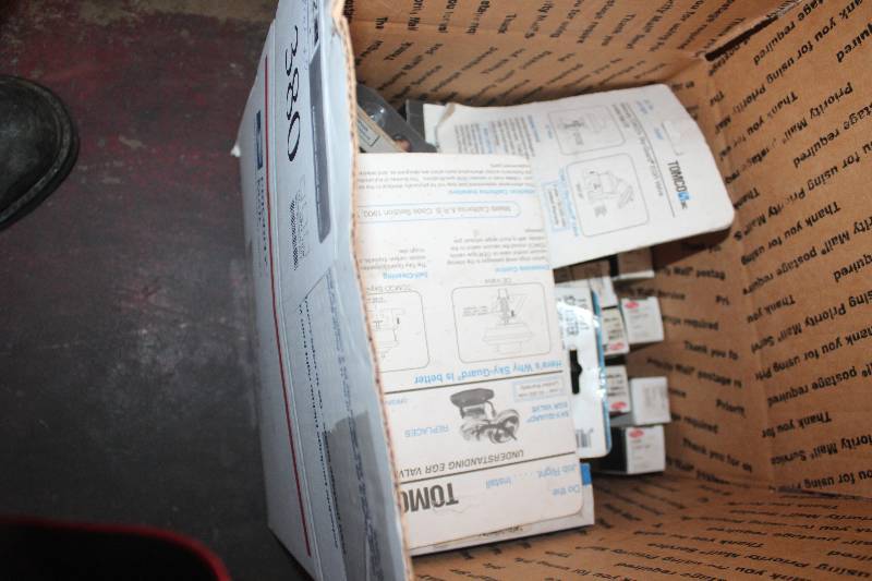 lot 380 image: Lot of (Approximately 20) Tomco, Delphi Automotive Parts New In Box Includes 25000, 19001, FJ10041, FJ10045, PS10061, FJ10044