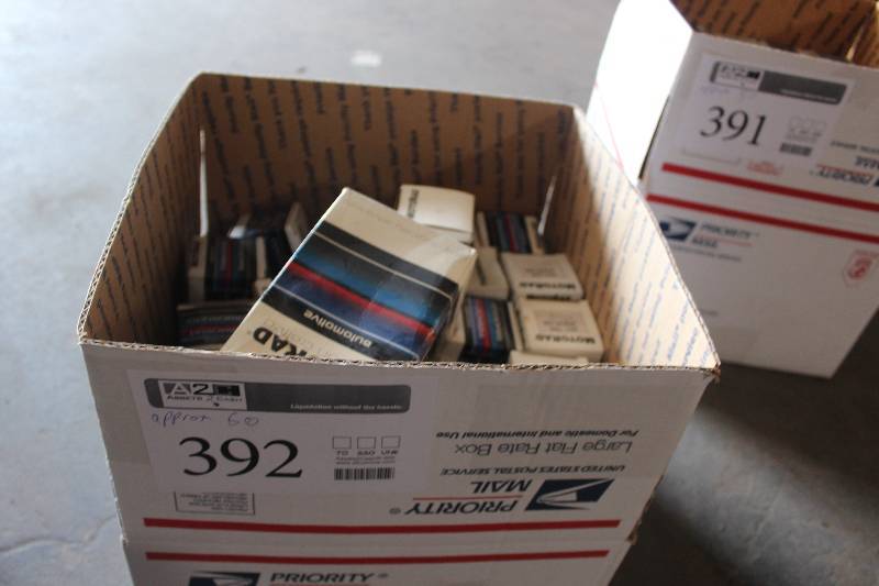 lot 392 image: Lot of (Approximately 60) Motorad Thermostat New In Box Includes 267-195