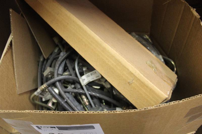 lot 306 image: Lot of (Approximately 30) Ford Motorcraft, Guardian Automotive Parts New In Box Includes E4DZ-3A717-A, P025A, F49Z-2078-B, 31-99062
