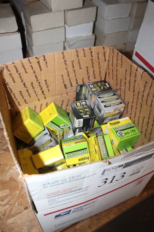 lot 313 image: Lot of (Approximately 20) Prestone Thermostat New In Box Includes 398-180, 762-180, 720-170, 388-180