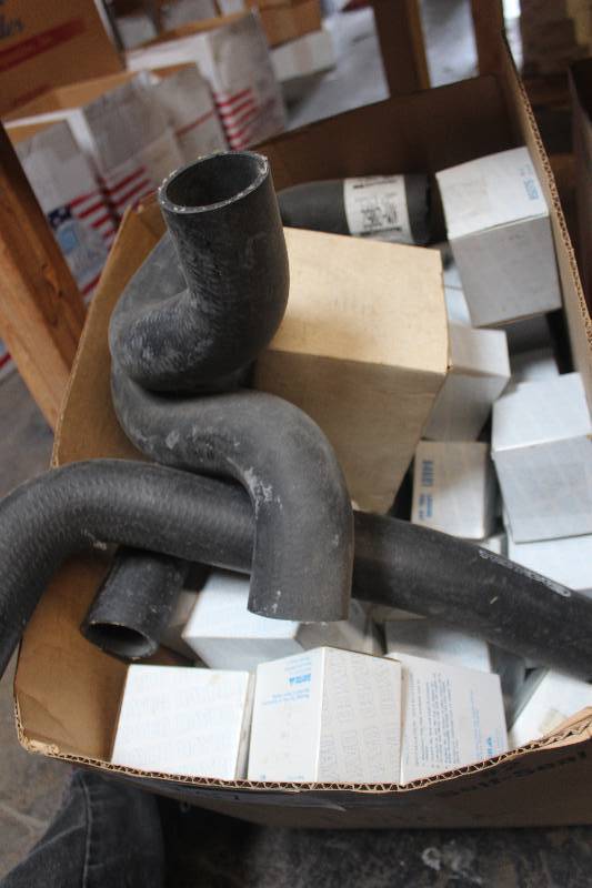 lot 347 image: Lot of (Approximately 45) Dayco Fuel Cap, Oil Cap, Motorcraft Hoses New In Box Includes 84691, 85071, 85075, 85086, KM-2062