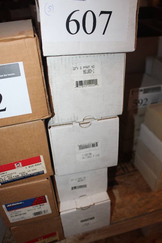 lot 607 image: Lot of (5) Automotive Parts 6-Count New In Box Includes 86103-1