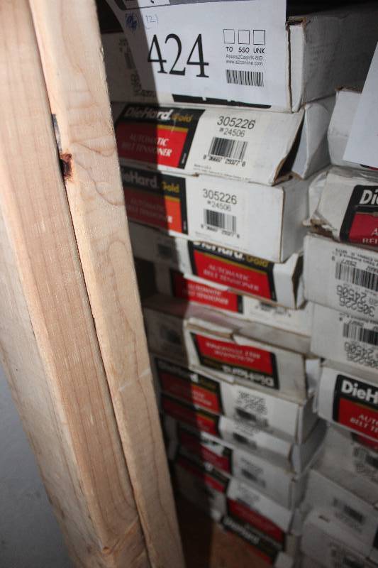lot 424 image: Lot of (12) Diehard Automatic Belt Tensioner New In Box Includes 305226