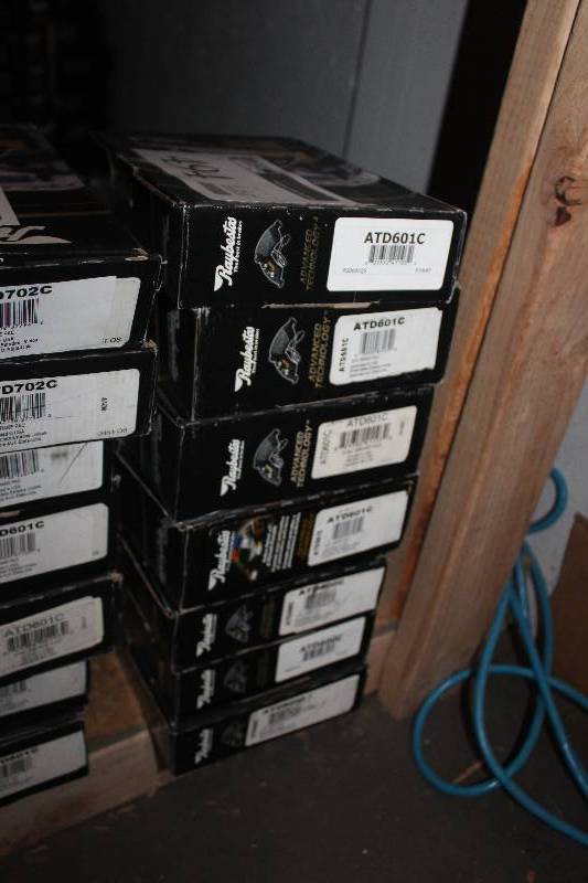 lot 494 image: Lot of (7) Raybestos Disc Brake Pads New In Box Includes ATD601C, ATD600C