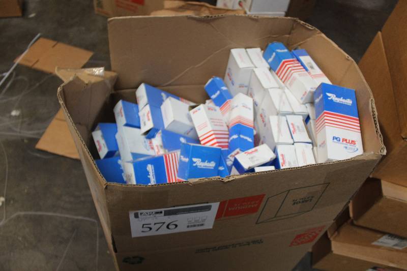 lot 576 image: Lot of (Approximately 80) Raybestos Brake Parts New In Box Includes H2671, H2581, H7321, H15183
