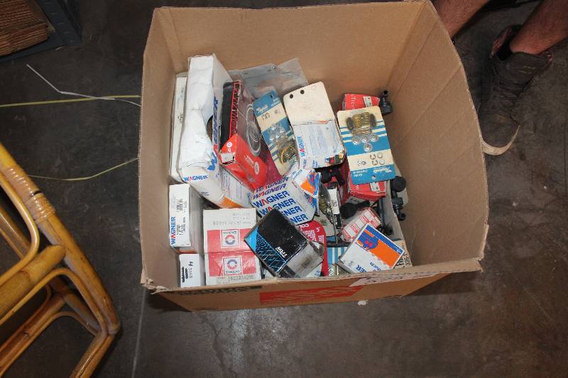 lot 575 image: Lot of (Approximately 30) Delco, Raybestos, Wagner Brake Parts New In Box