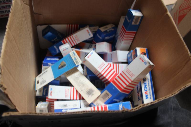 lot 550 image: Lot of (Approximately 20) Wagner Brake Parts, Raybestos Brake Parts New In Box Includes F67403, H5044W, 26001, H5374, H5004W