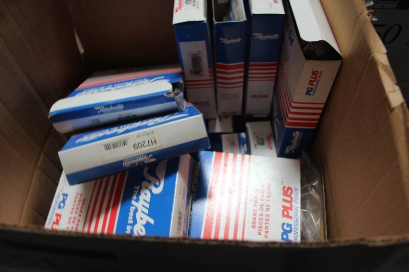 lot 551 image: Lot of (Approximately 20) Raybestos Brake Parts New In Box Includes H7209, H5662A, H7071, H7166, H7278