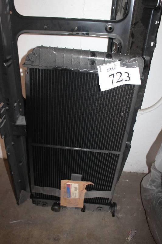 lot 723 image: AC Delco Radiator