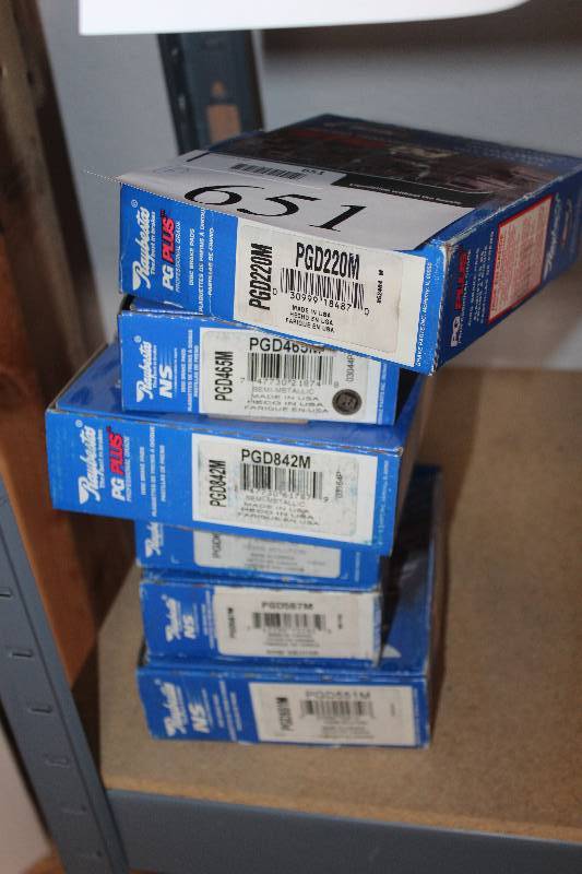 lot 651 image: Lot of (6) Raybestos PG Plus Disc Brake Pads New In Box Includes PGD220M, PGD465M, PGD842M
