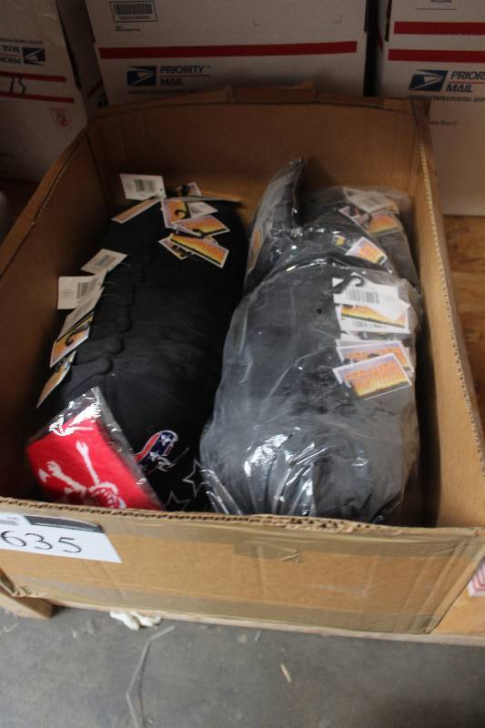 lot 635 image: Box Lot of Baseball Caps