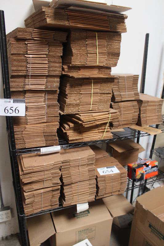 lot 654 image: Lot of ULine S-4101 10x6x4, S-4245 8x4x4, S-4060 6x4x4 Packing Box Flats