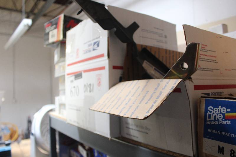lot 670 image: Shelf Lot of Bendix Brake Parts, Parts Master Disc Brake Pads, Ford Automotive Parts New In Box Includes H5809, H5582, H7278, H5583, 8265, 7023, H5630, H5562, H7226, 8G1Z-8310-B, CMX729,