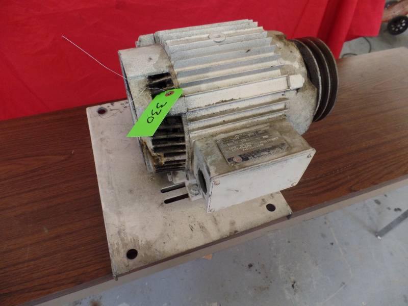 lot 330 image: Electric Motor