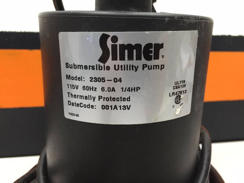 lot 9 image: SIMMER PORTABLE UTILITY PUMP 14HP