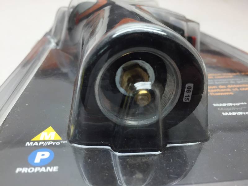 lot 21 image: MAG-TORCH SELF LIGHTING TORCH HEAD