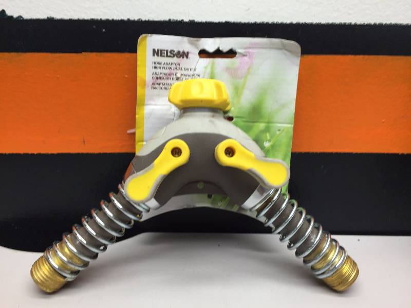 lot 39 image: PERFORMANCE TOOL TRAILER ALIGNMENT KIT, NELSON HOSE ADAPTOR, HIGH FLOW DUAL OUTLET