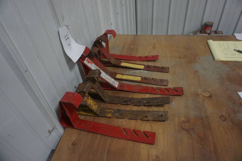 Lot of  - 7 Roofing Jacks
