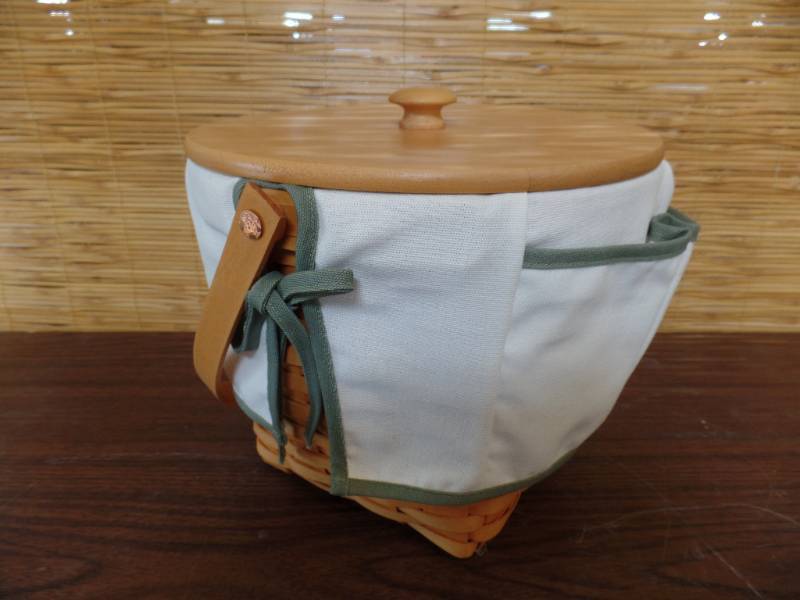 lot 201 image: Longaberger Baskets