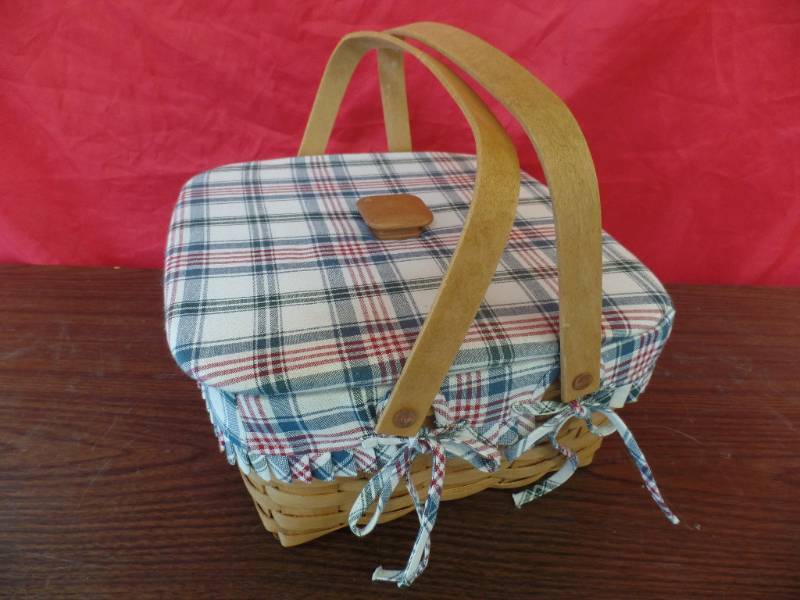lot 205 image: Longaberger Baskets