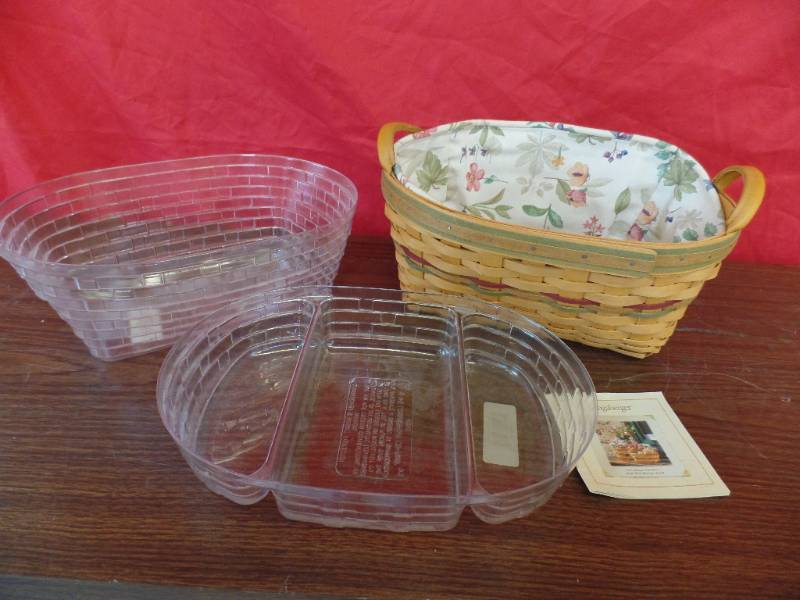lot 223 image: Longaberger Basket