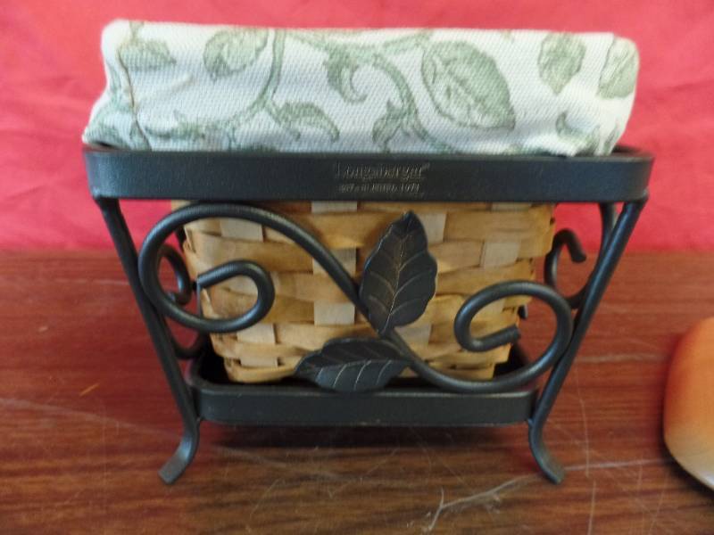 lot 235 image: Longaberger Basket