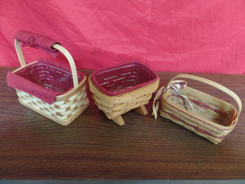 lot 240 image: Longaberger Baskets