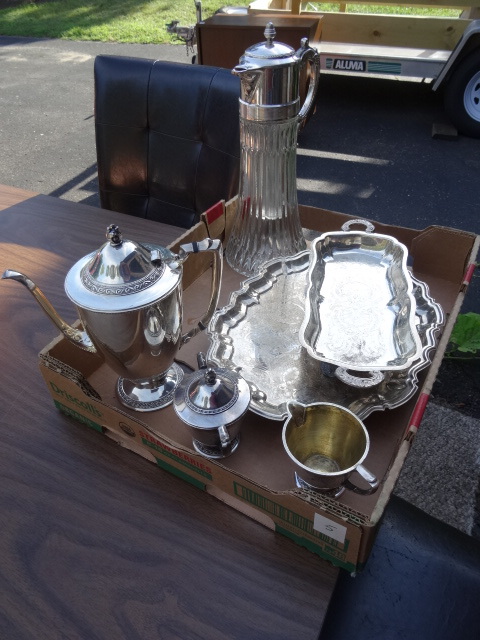 lot 5 image: Misc Silver Plate Pieces.