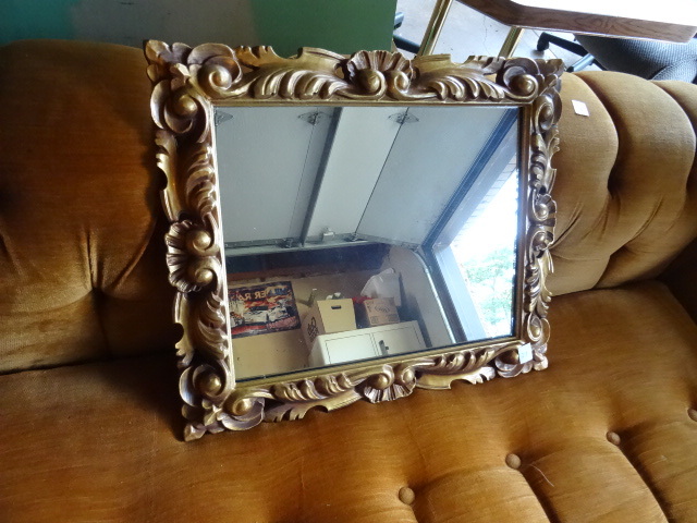 lot 23 image: 25 X 21 Vintage Wall Mount Mirror