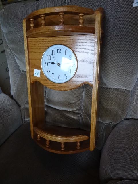 lot 24 image: Oak Wall Mount Clock 12 X 8 X 24