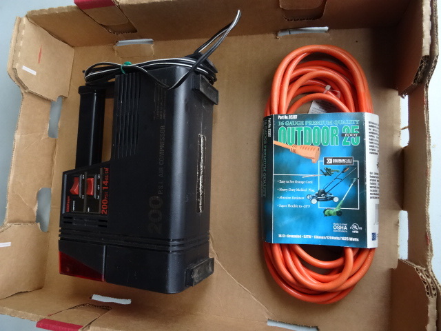 lot 110 image: 12 Volt Air Compressor Works. New 25