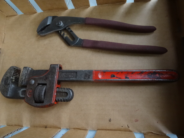 lot 124 image: Pipe Wrench and Adjustable Pliers