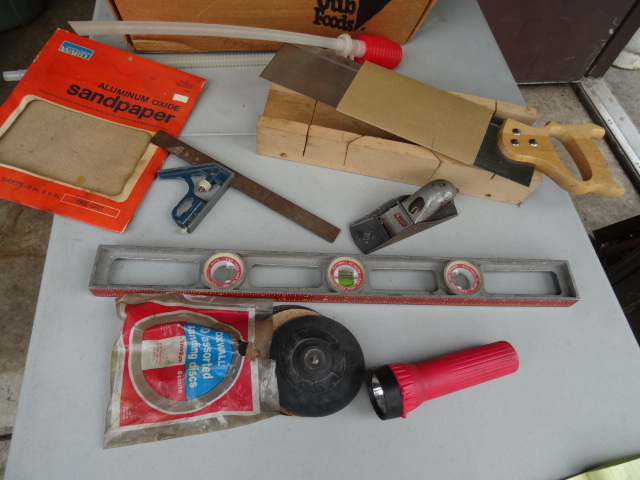 lot 128 image: Flash Light, Sander, Level,