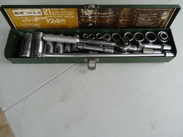 lot 143 image: 38 Drive Socket Set Hand Driver Bit