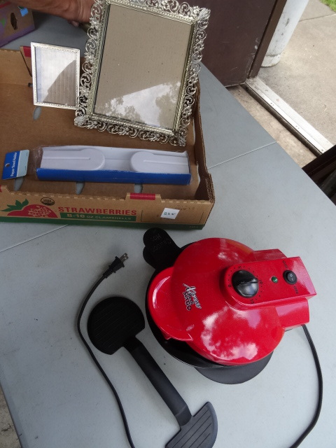 lot 225 image: Paper Towel Holder, Express Redi Set Go