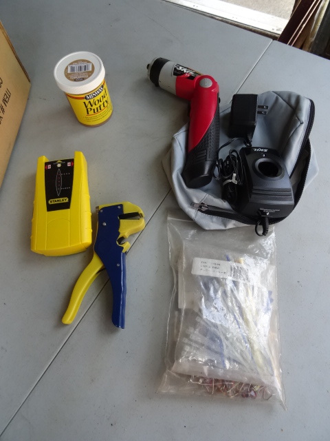 lot 243 image: Skil Cordless Cordless Screw Gun Works