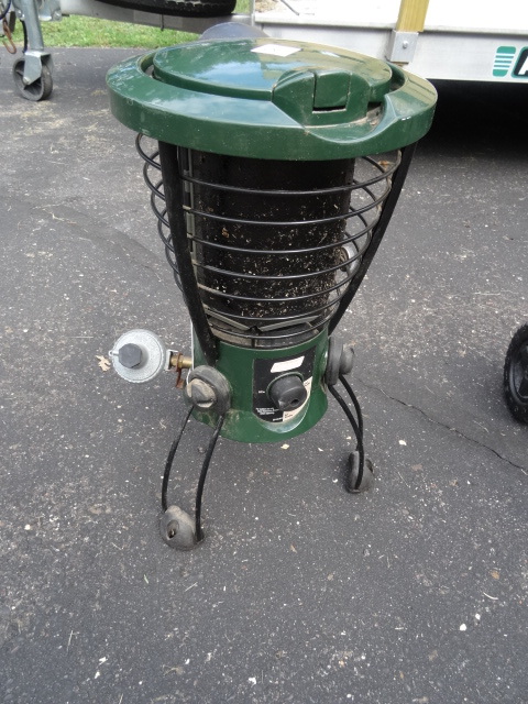 lot 293 image: Delo Coleman Propane Mosquito Magnet
