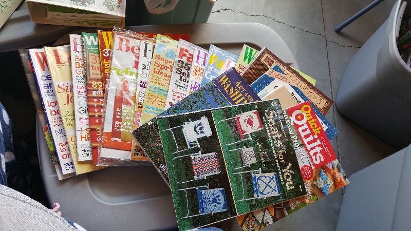 Lot of 19 magazines and craft books