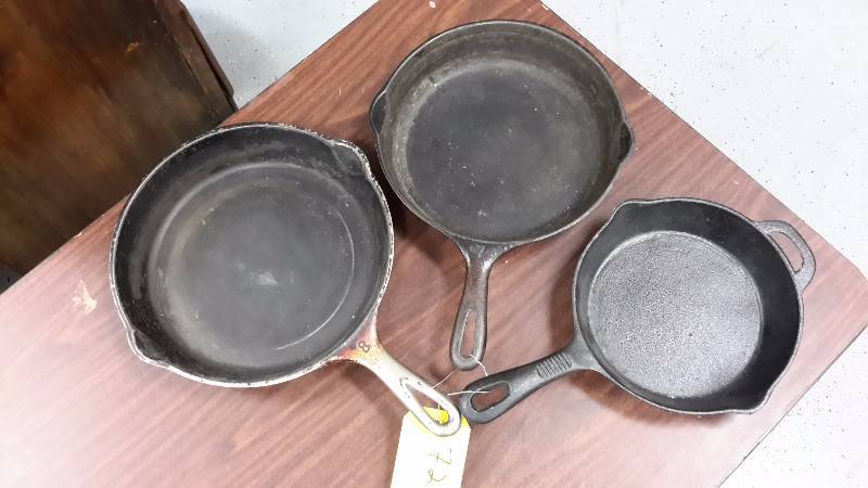 3 cast-iron skillets