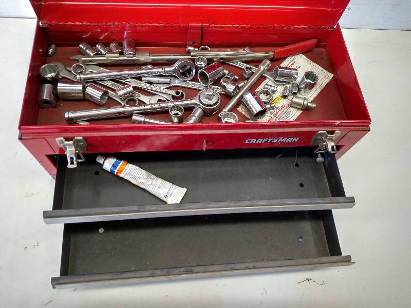 lot 24 image: Craftsman 2 Drawer Tool Box with As...