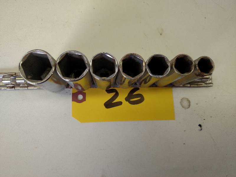 lot 26 image: Craftsman 38 Deep 6 Point Sockets...
