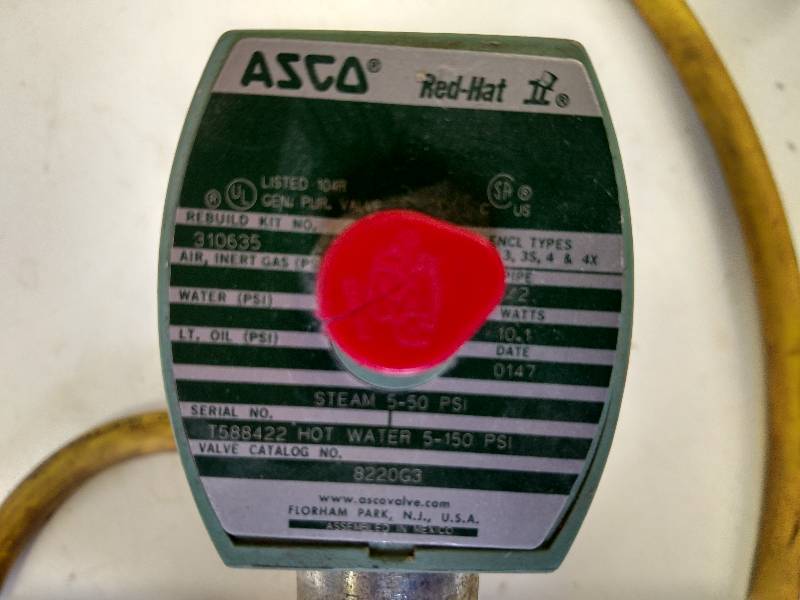 lot 35 image: Red Hat Steam Servo & Commercial Fa...