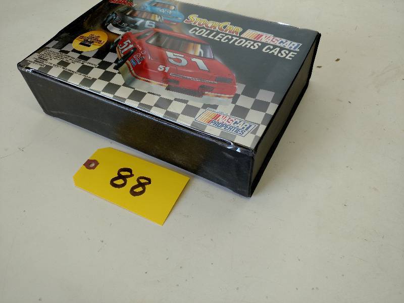 lot 88 image: Racing Champions Nascar Stock Car C...