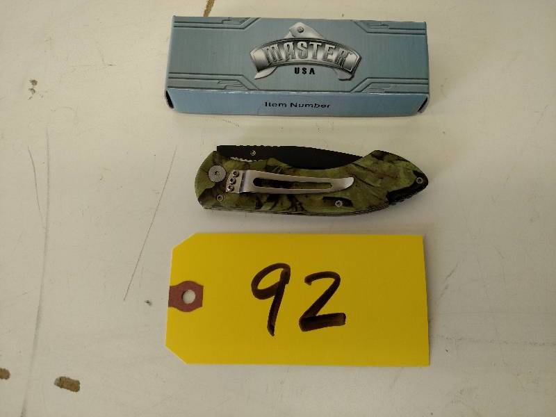 lot 92 image: Master MU-1080C Lock Blade Knife...