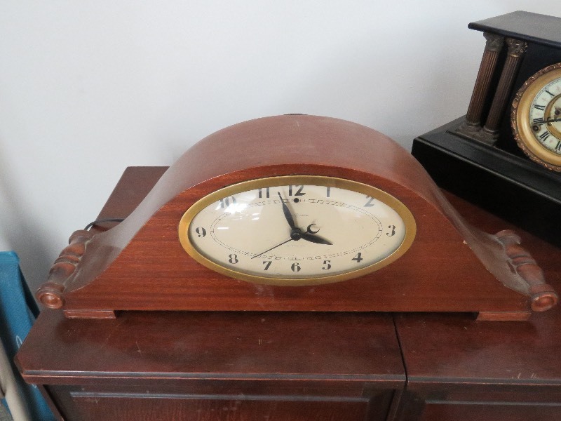 Antique Mantle Clock