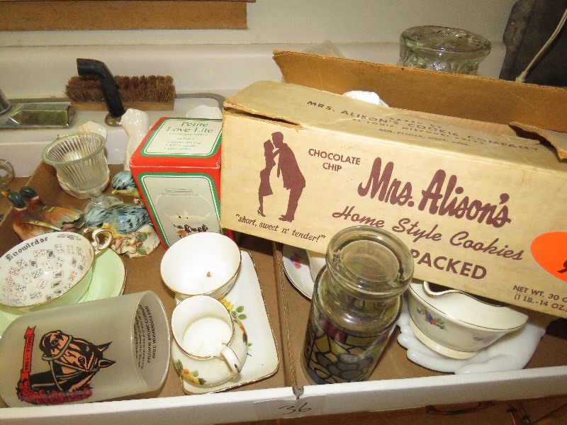 Kitchen lot