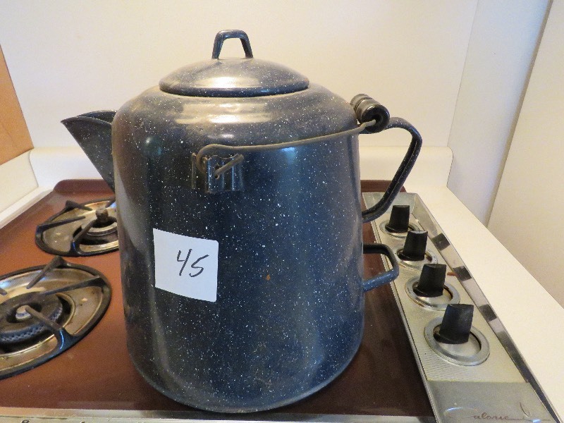 Vintage pot