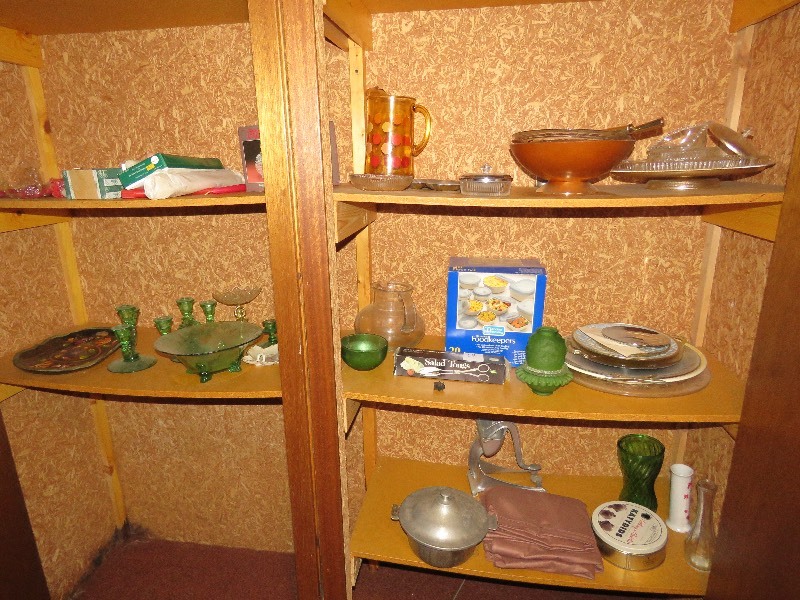 Vintage household lot