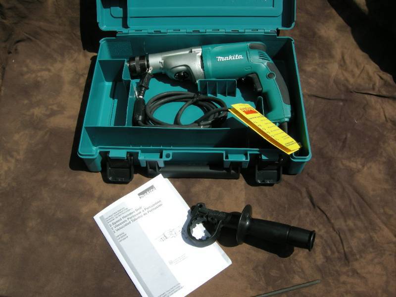 lot 5 image: Makita Professional Hammer Drill